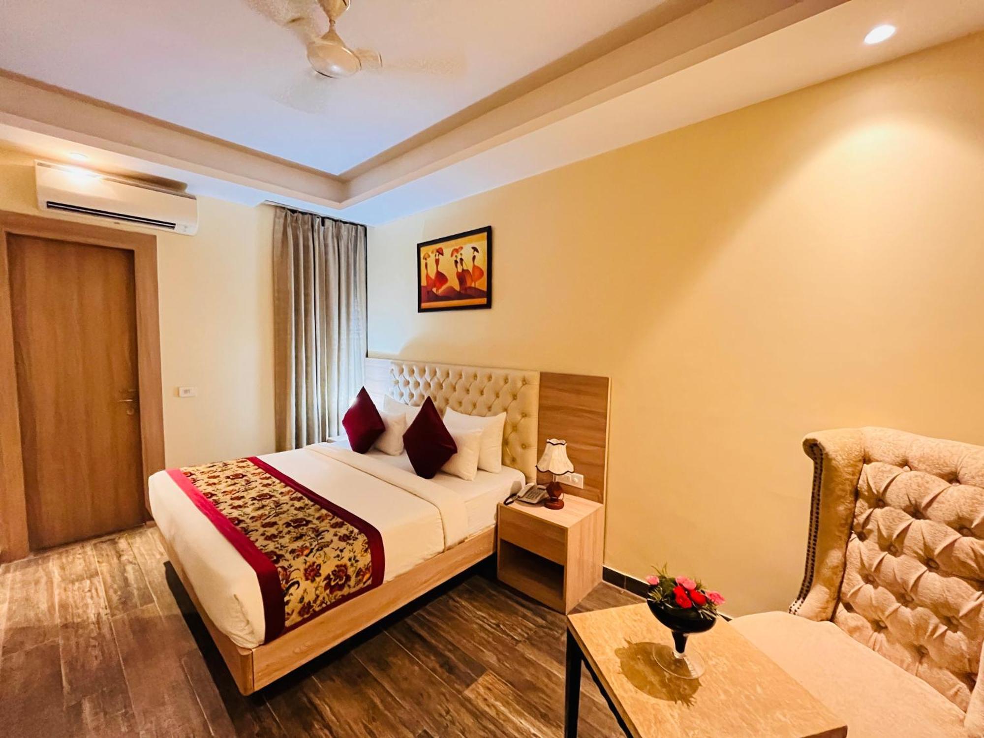 Hotel Banz Near Indira Gandhi Airport Delhi Nova Deli Exterior foto