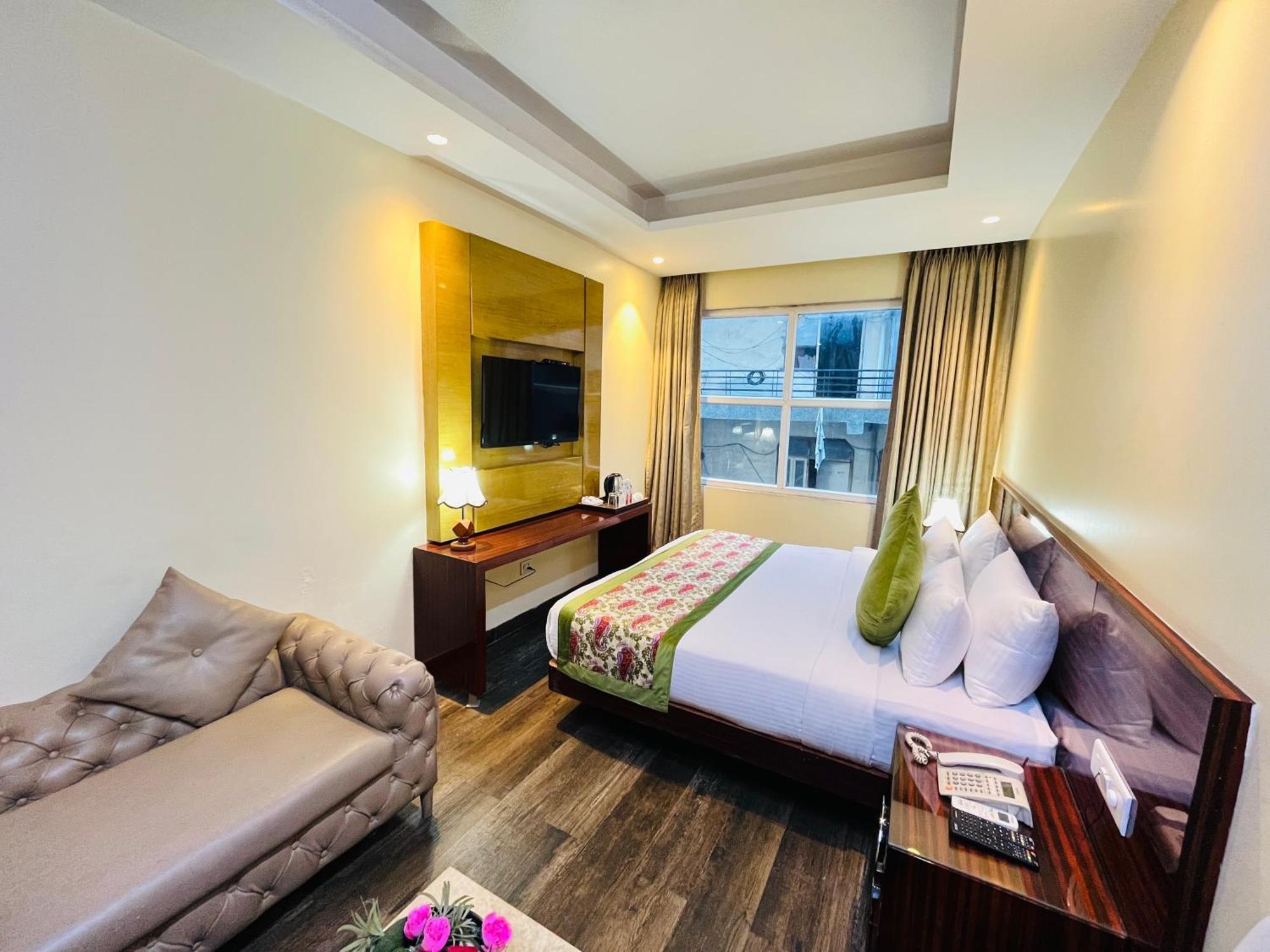 Hotel Banz Near Indira Gandhi Airport Delhi Nova Deli Exterior foto