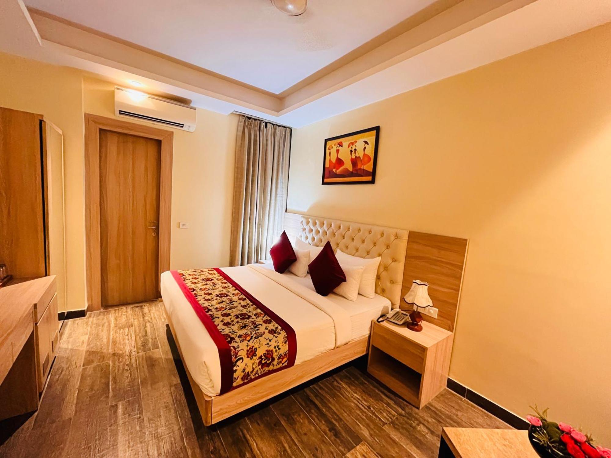 Hotel Banz Near Indira Gandhi Airport Delhi Nova Deli Exterior foto
