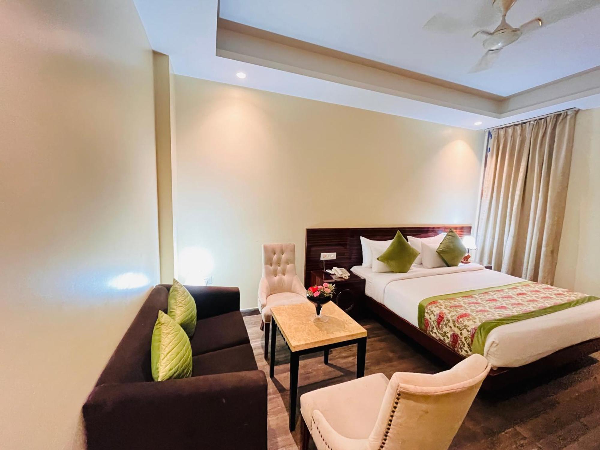 Hotel Banz Near Indira Gandhi Airport Delhi Nova Deli Exterior foto
