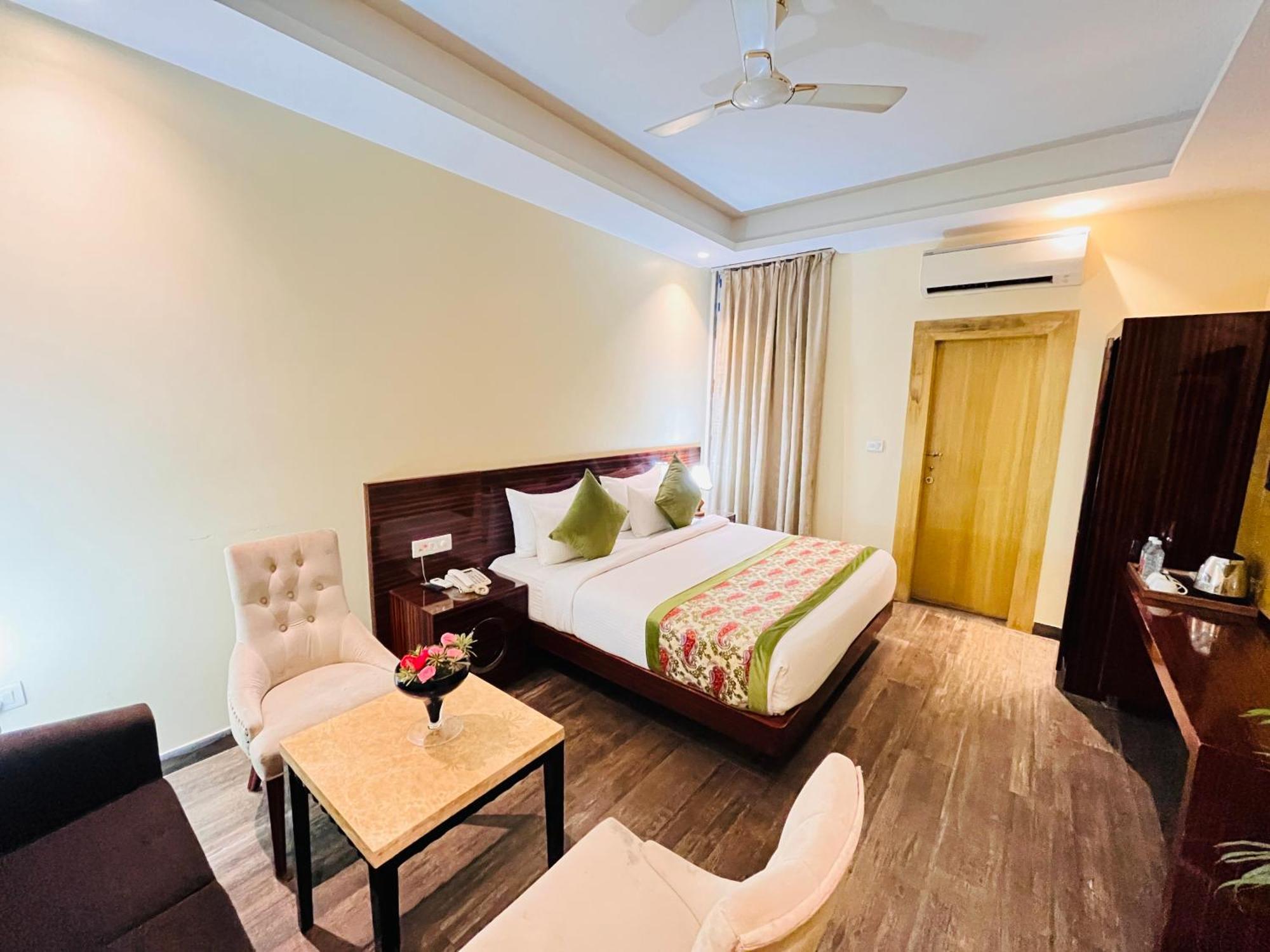 Hotel Banz Near Indira Gandhi Airport Delhi Nova Deli Exterior foto